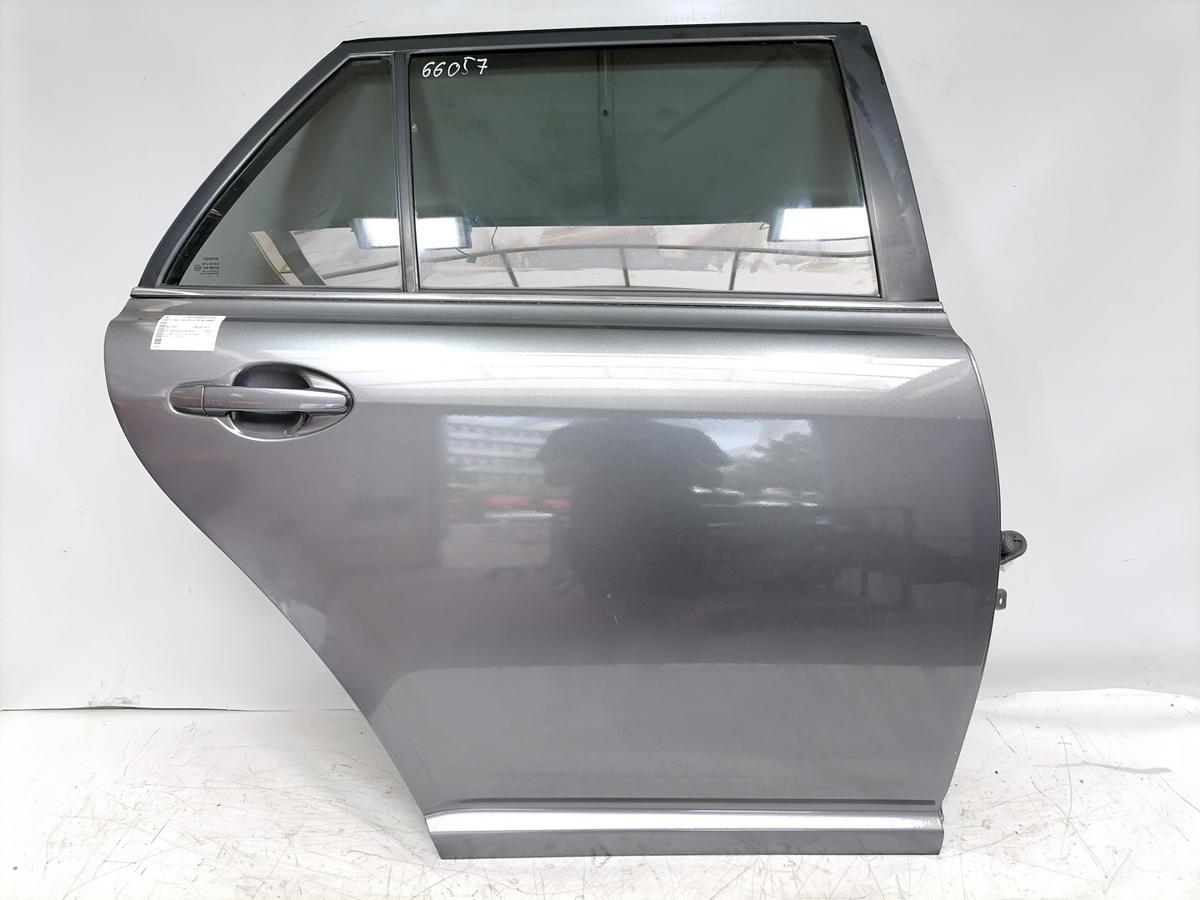 Toyota Avensis T25 original T&uuml;r hinten rechts Dunkelgraumetallic 1G3 Kombi Bj.2007